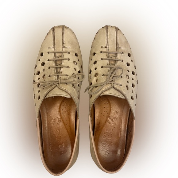 Volks Walkers 1210 size 40 - Picture 2 of 10